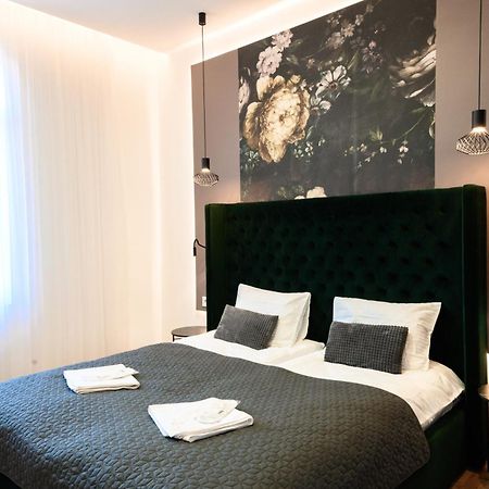 Luxury Apartments Laborca Użhorod Zewnętrze zdjęcie