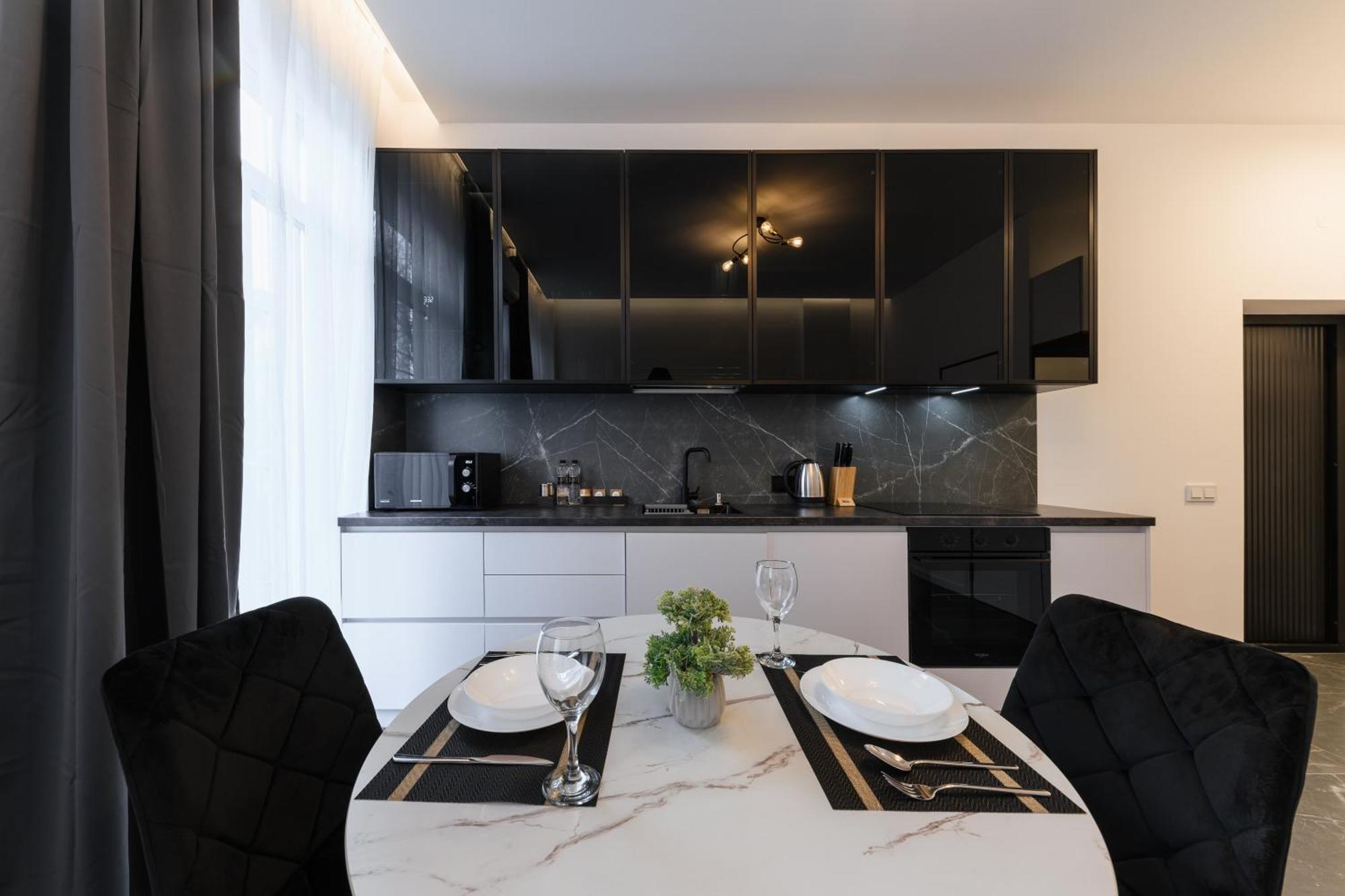Luxury Apartments Laborca Użhorod Zewnętrze zdjęcie