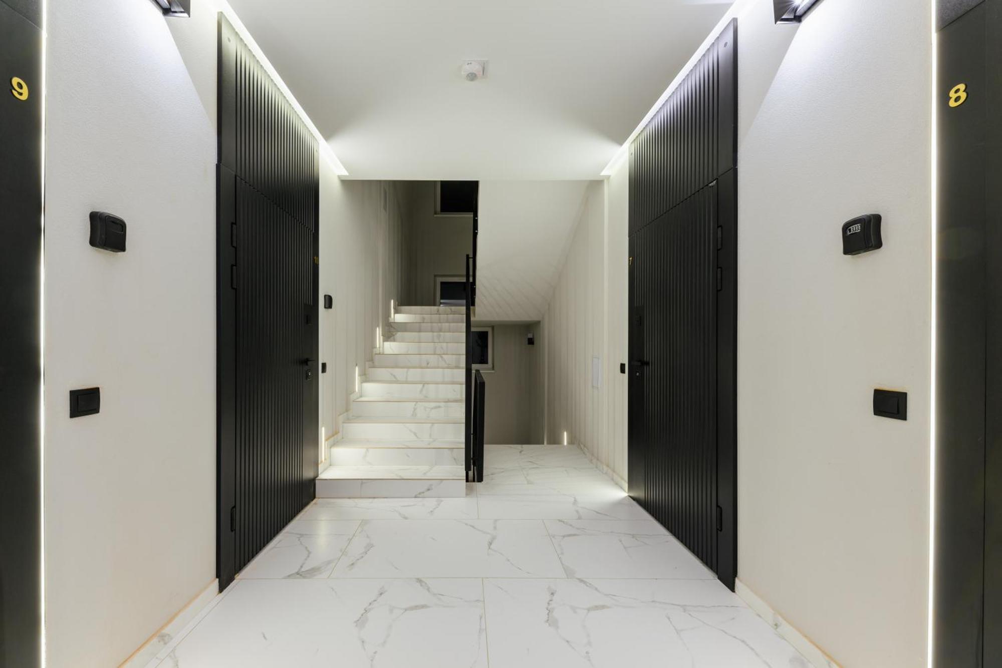 Luxury Apartments Laborca Użhorod Zewnętrze zdjęcie