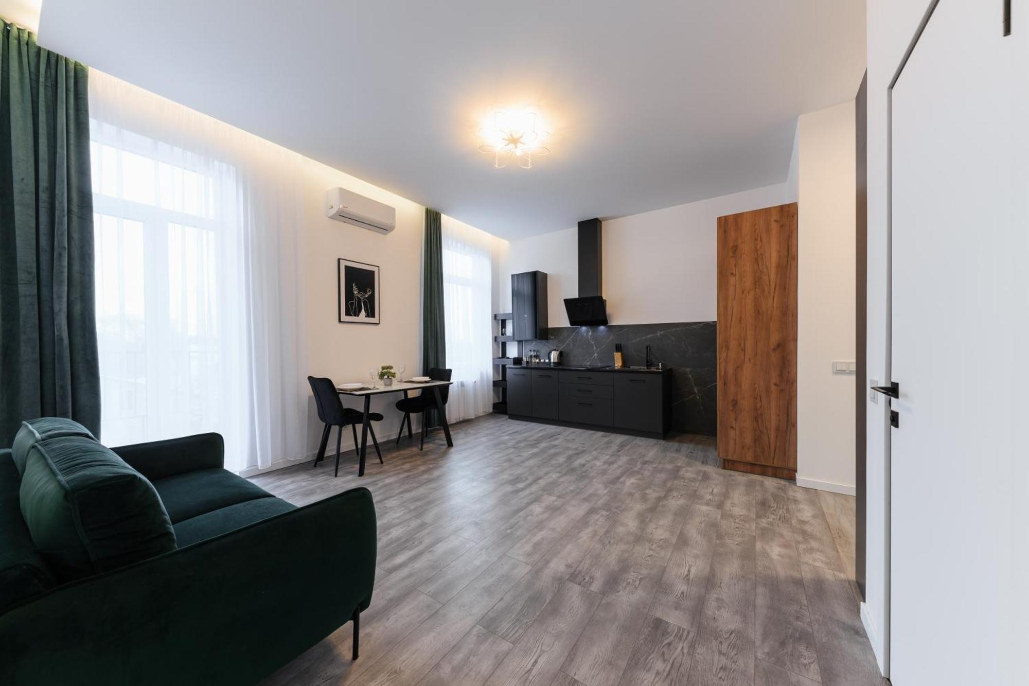 Luxury Apartments Laborca Użhorod Zewnętrze zdjęcie