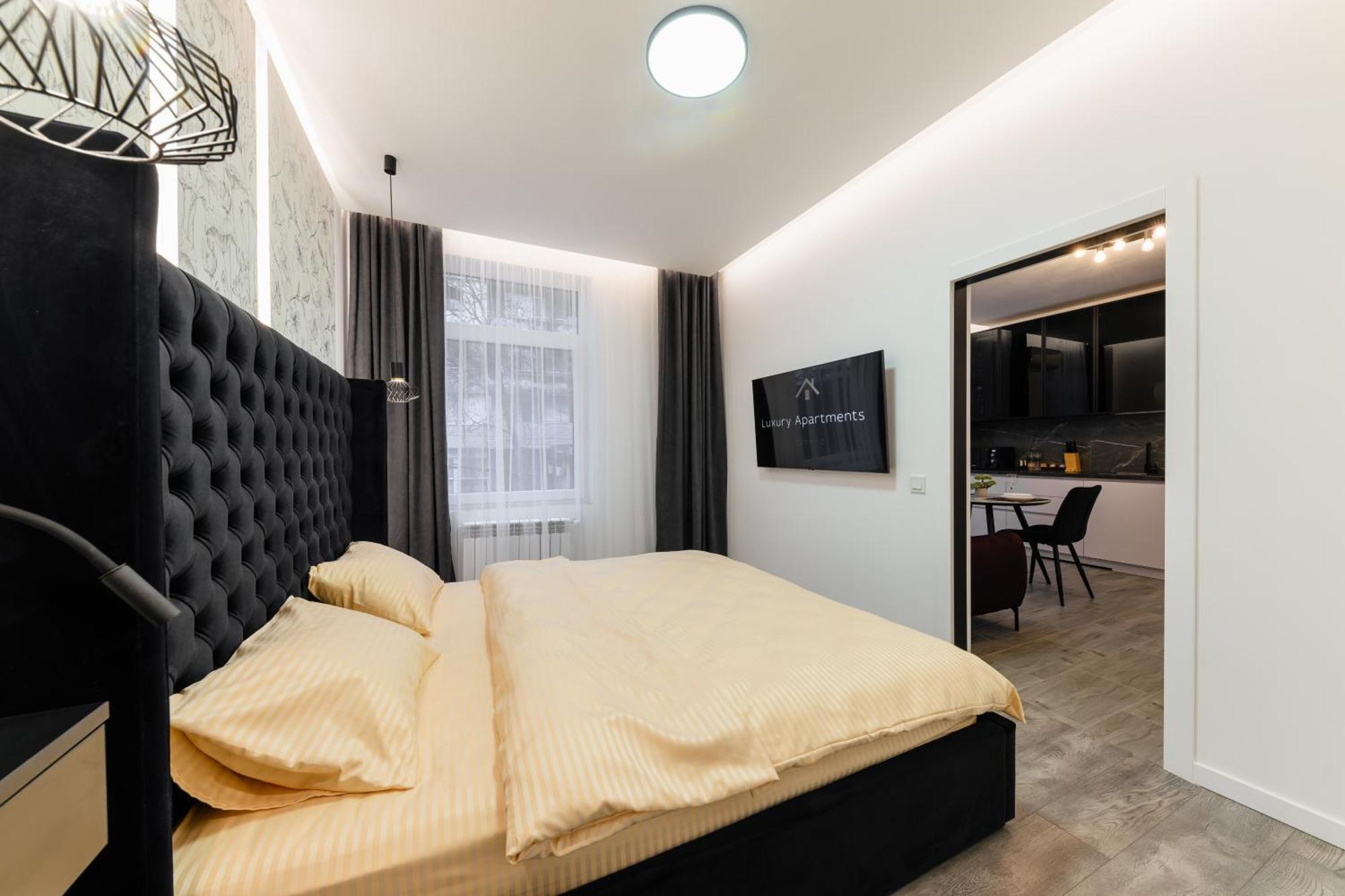 Luxury Apartments Laborca Użhorod Zewnętrze zdjęcie