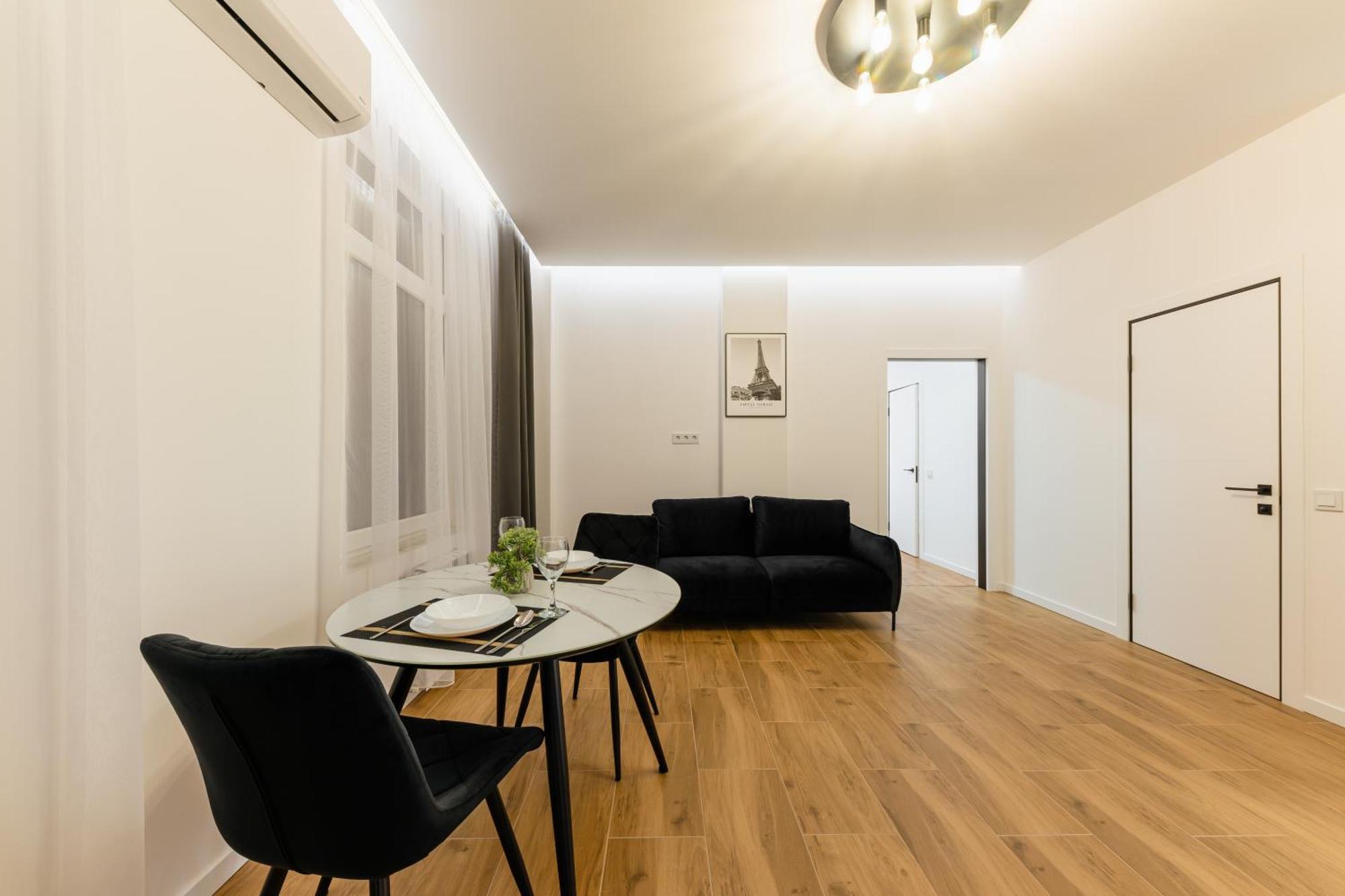 Luxury Apartments Laborca Użhorod Zewnętrze zdjęcie