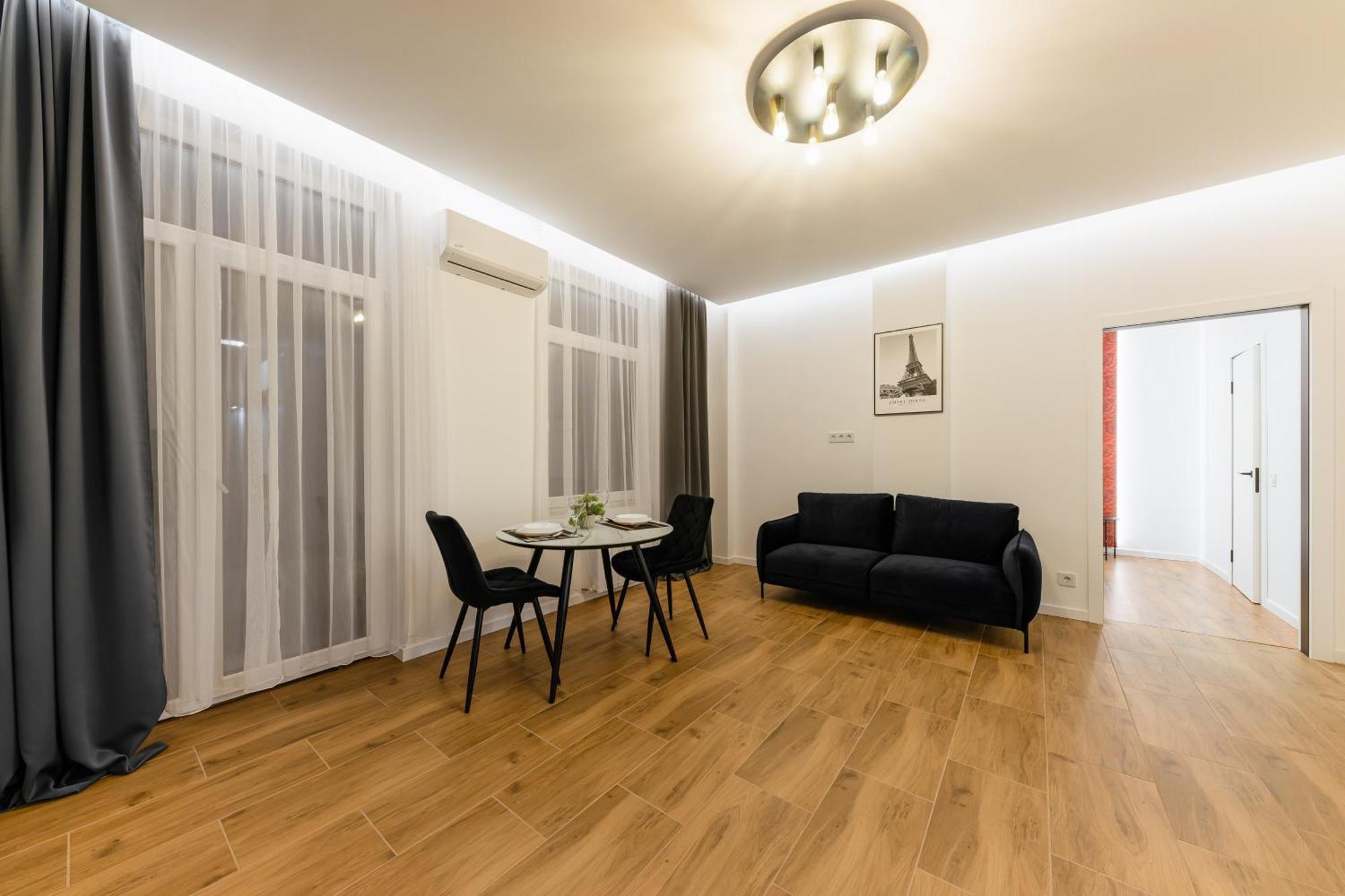 Luxury Apartments Laborca Użhorod Zewnętrze zdjęcie