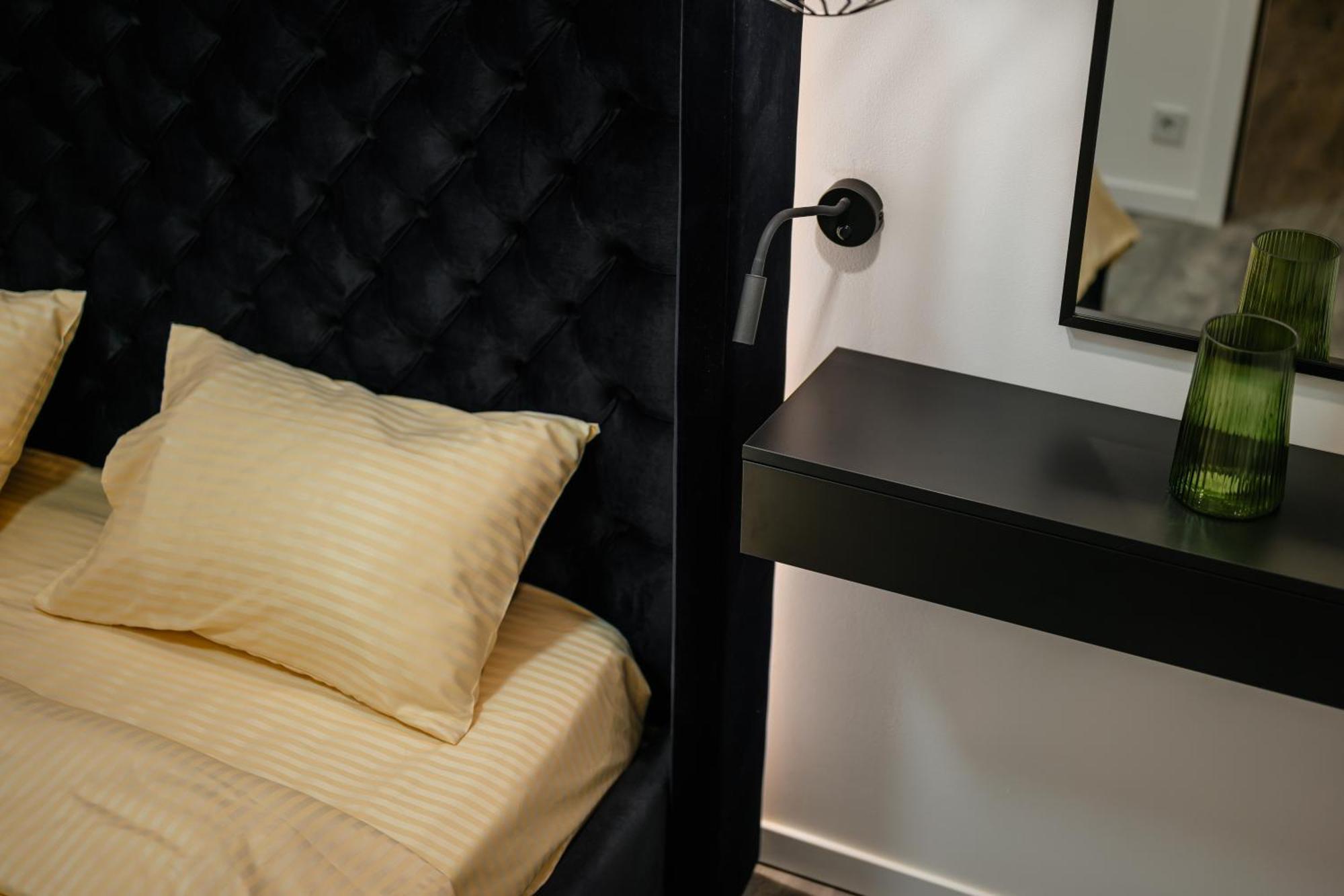 Luxury Apartments Laborca Użhorod Zewnętrze zdjęcie